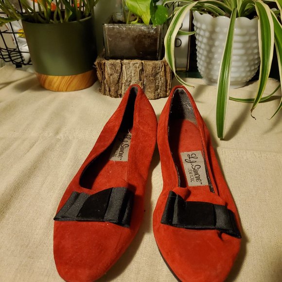 L.J. Simone Vintage Suede Heels - Picture 2 of 11